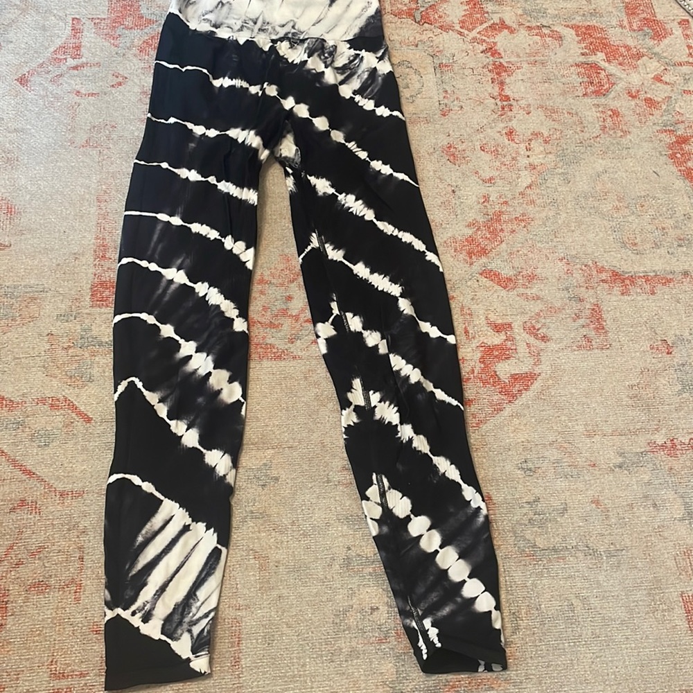 PINK Victoria’s Secret leggings
